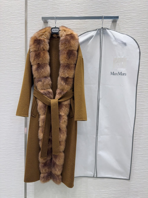 Max Mara High-quality Double-sided Cashmere Coat with Detachable Fur