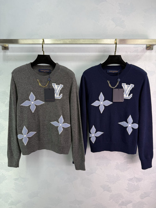 Louis Vuitton Round Neck Long Sleeve Sweater with Clover Embellishment