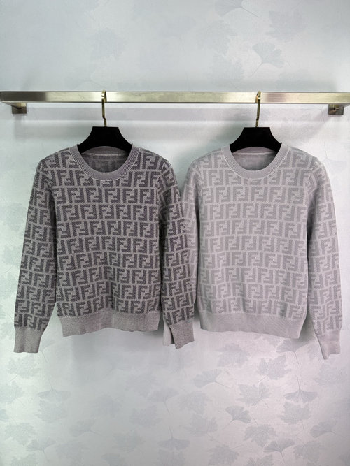 Fendi Customized Wool Knit Pullover with Letter Jacquard for a Luxury Look