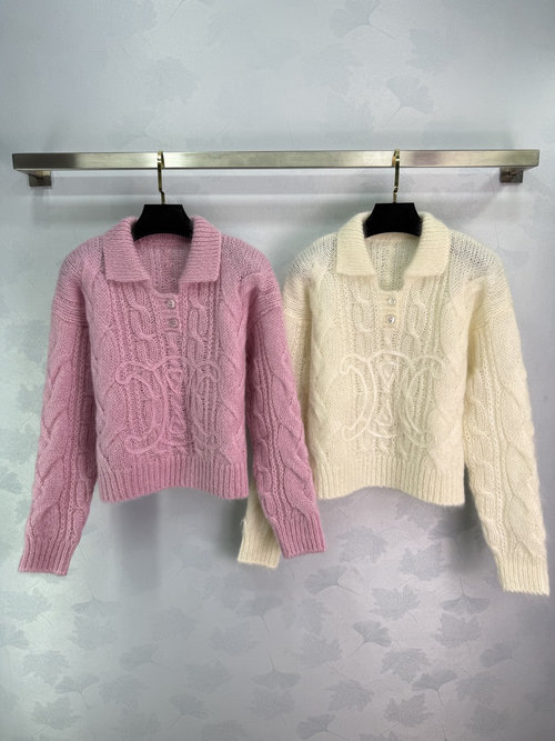 Celine Elegant and Versatile Hooked Arch Collar Knit Top with YB Wool Blend