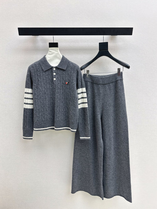 Thom Browne Sophisticated Knit Set with Custom Wool: Elegant and Well - Matched
