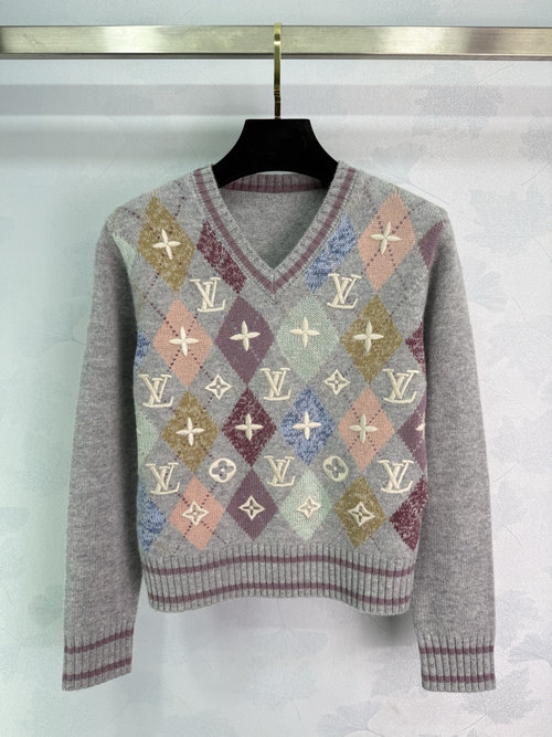 Louis Vuitton Monogram Embroidery Knit Sweater with Classic Design