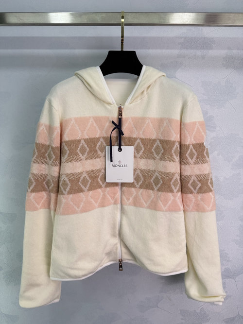 Moncler Reversible Diamond-Patterned Hooded Outerwear