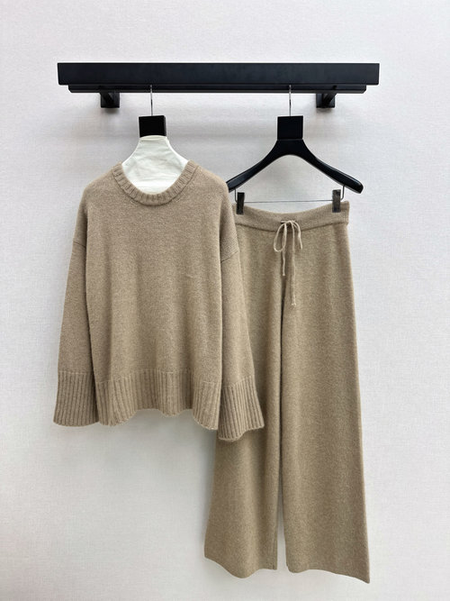 Brunello Cucinelli Gentle and Beautiful Minimalist Knit Set
