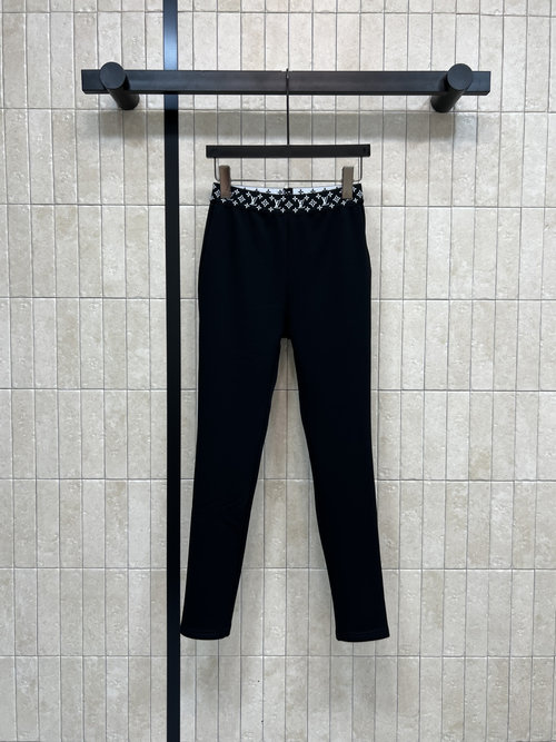 Louis Vuitton Floral Waist Leggings: Comfortable and Fashionable New Arrival
