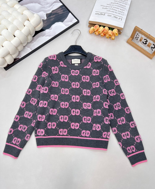 Gucci Red Jacquard Vintage Sweater with Double G Pattern