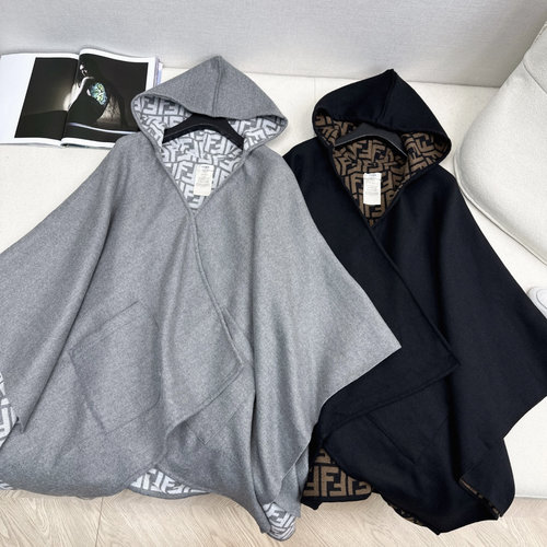 Fendi Wool Scarf Cape with Classic Pattern Creating British Retro Style