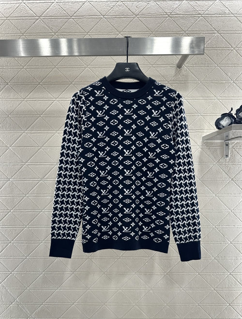 Louis Vuitton Sophisticated Knit Sweater with Four - Leaf Clover and Letter Embroidery