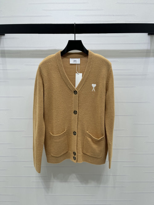 Ami Classic Relaxed-style Love Heart Knitted Cardigan