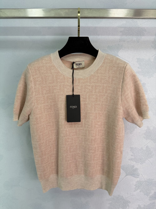 Fendi Customized Letter Jacquard Knit Short-Sleeve Sweater for Elegant Style