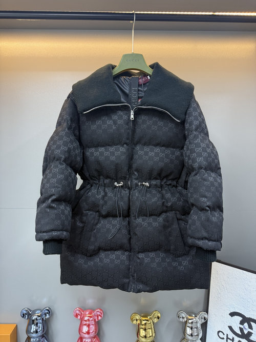 Gucci FW Limited Edition Flip-Collar Cotton Coat