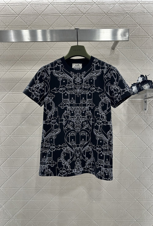 Hermes Round Neck Logo Printed Slim Short Sleeve Shirt