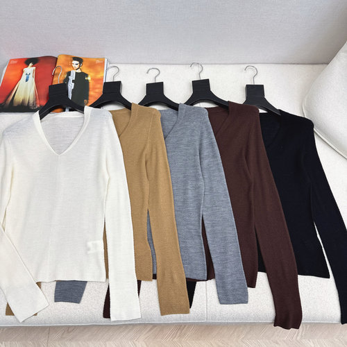 Loro Piana LP Series V-neck Wool Base Layer with Herringbone Jacquard, Five Colors Available