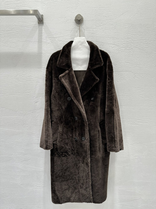 Max Mara Sophisticated High - end Fur - on - Leather Overcoat