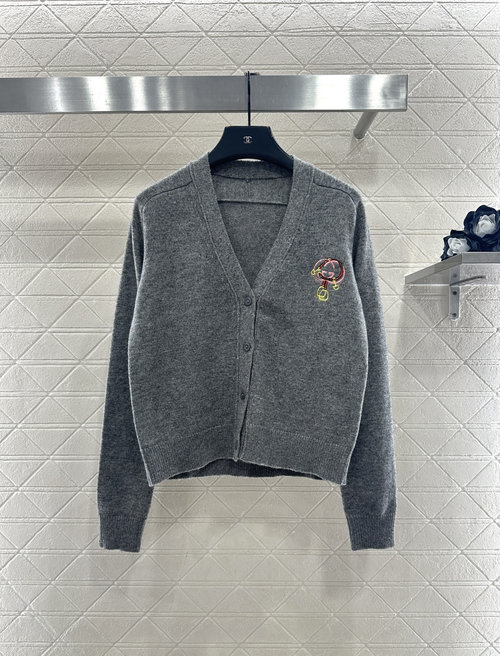 Gucci Horsehoe Button Knit Cardigan, Relaxed Style