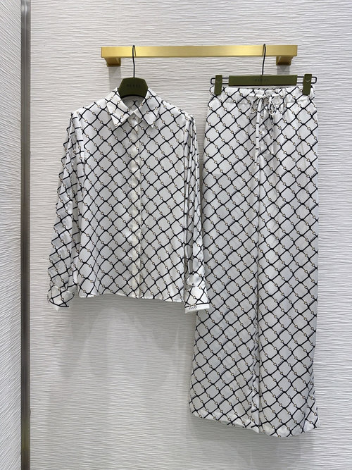 Gucci Retro Versatile All-Over Print Silk Shirt