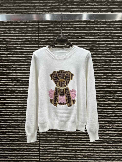 Fendi New Three-dimensional Embroidery Bear Pullover Sweater