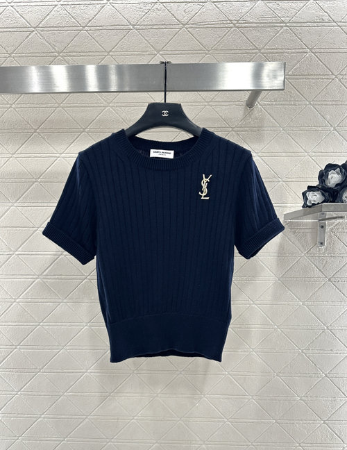 Yves Saint Laurent Vertical Ribbed Knit Short-Sleeve Top with Gold Brooch and Yarn Texture