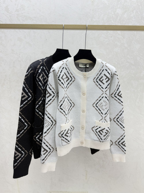 Fendi Color-Blocked Checked Round Neck Long Sleeve Knitted Cardigan in Black and White