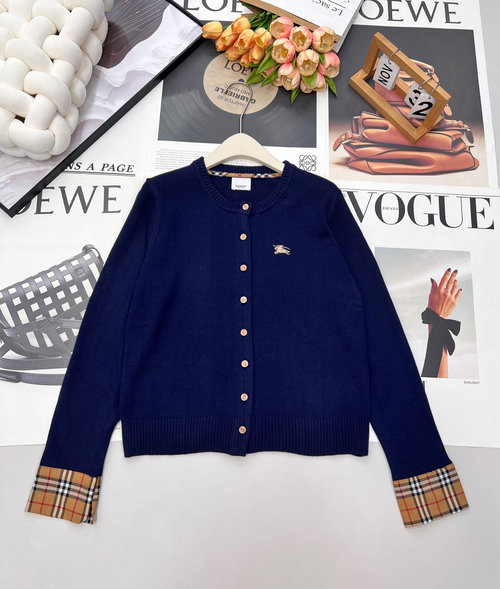 Burberry Checked Collar Contrast Knit Cardigan, Vintage Style