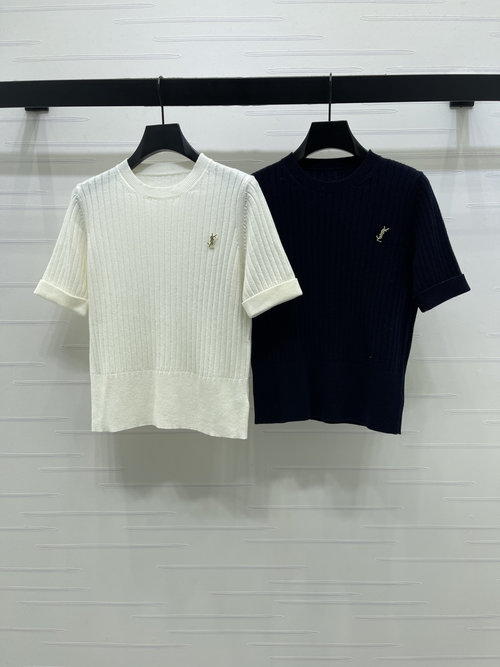 Yves Saint Laurent High-End Knitted Short-Sleeve with Metal Pin for Distinguished Style