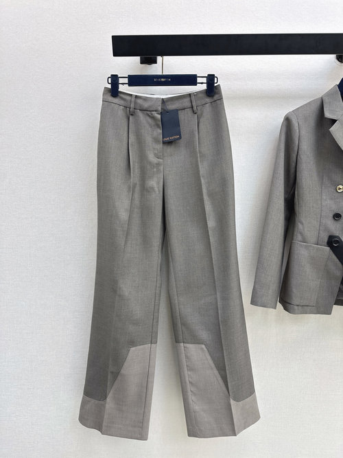 Louis Vuitton Gray Suit with Gun Lapel and Double Row Buttons