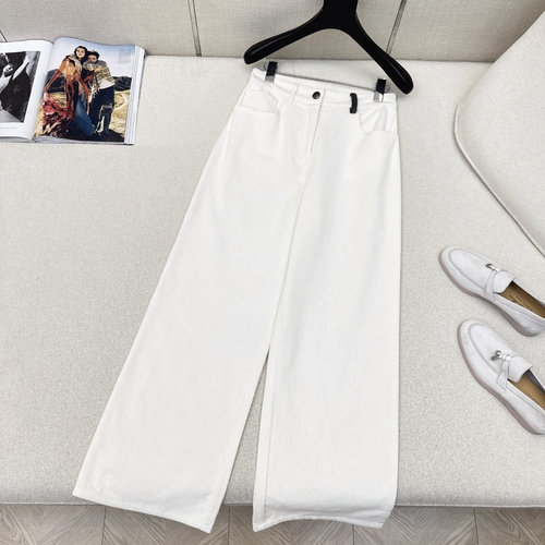 Brunello Cucinelli Warm & Retro High-Waisted Corduroy Straight-Leg Pants