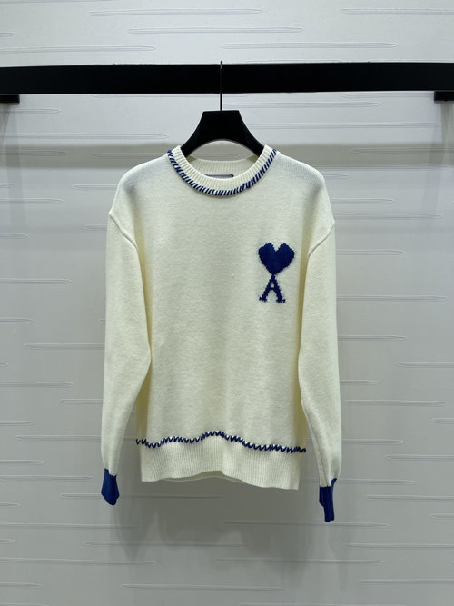Ami Knitted Pullover with Heart Design for a Sophisticated Look