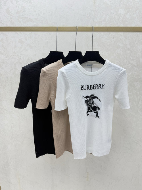 Burberry Contrast-color Warhorse Round-neck Short-sleeved Knitted Top in White, Khaki and Black