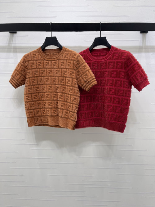 Fendi Relaxed High - Quality Jacquard Knit Short - Sleeve with Marabou