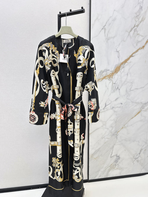 Hermes Spring Printed Silk Dress with Bat Sleeves and Waistband