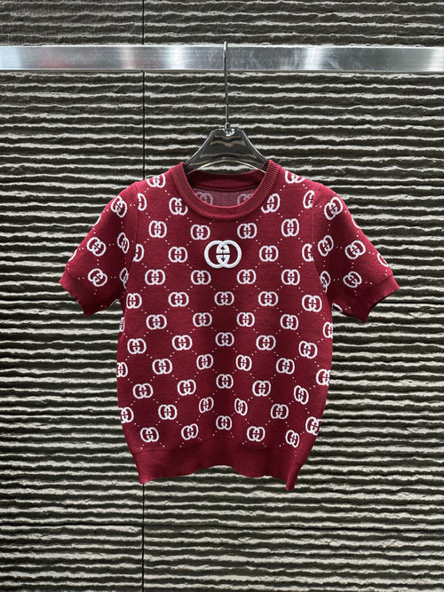 Gucci New Knit Short-Sleeved Top with Full Jacquard Letters
