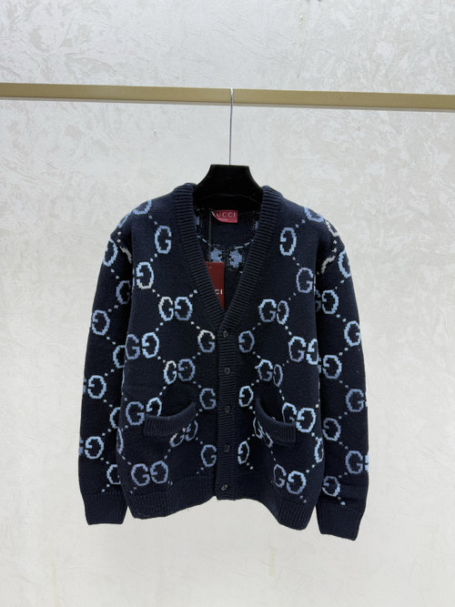 Gucci Color-blocked Vintage Letter V-neck Knit Long Sleeve Cardigan in Royal Blue