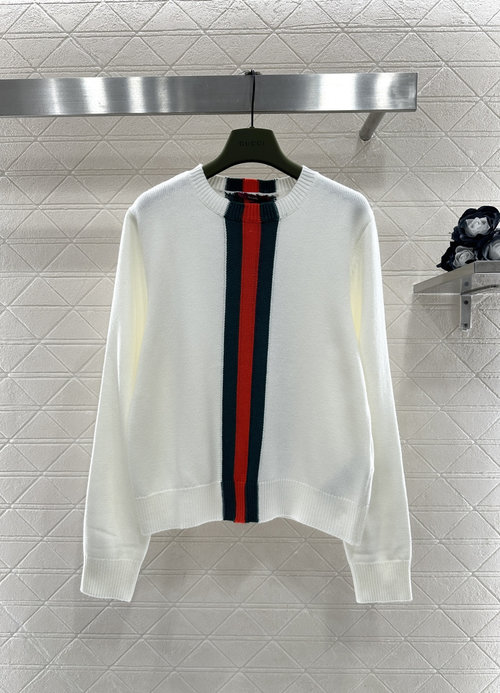 Gucci Customized Knit Pullover with Striped Ribbon