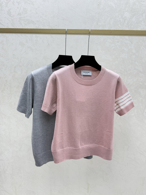 Thom Browne Color-blocked Round Neck Short-sleeved Knitted Top