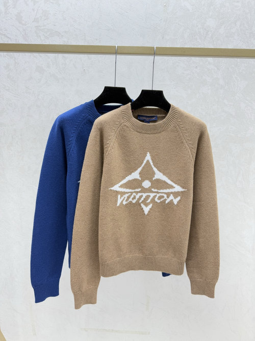 Louis Vuitton Contrast Color Letter Round Collar Long Sleeve Knit in Khaki & Royal Blue