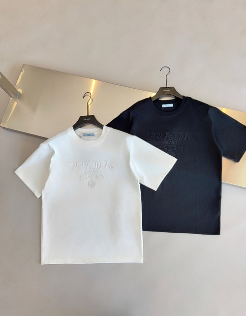 Prada Customized Smooth Double-Yarn Fabric Prada Logo Embroidered T-Shirt