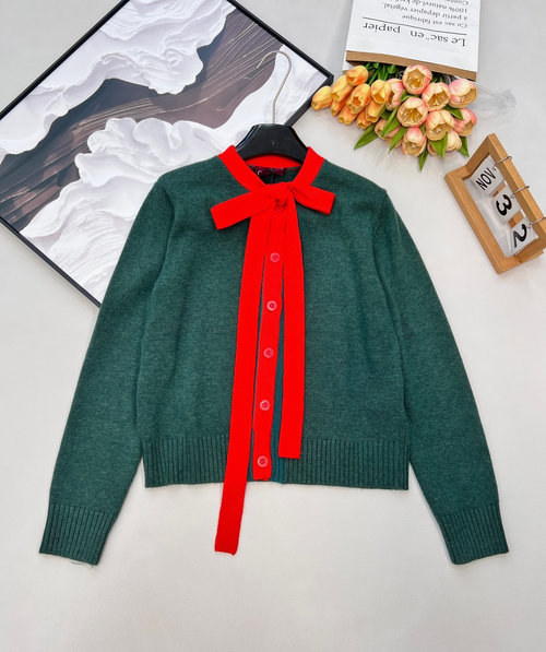 Gucci Color-blocked Bow-tie Knit Round-neck Cardigan with Logo Buttons