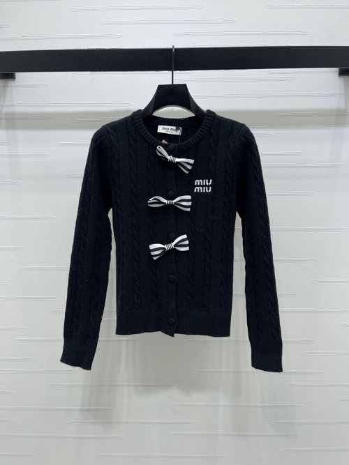 Miu Miu Soft Wool Bow - Collar Knit Cardigan for Elegant Look