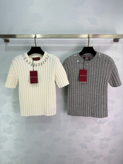 Gucci Summer Wool Short Sleeve with Embellished Diamond Collar