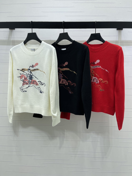 Burberry Knit Long-sleeve Sweater: Horse & Knight Embroidery, Elegant Comfort