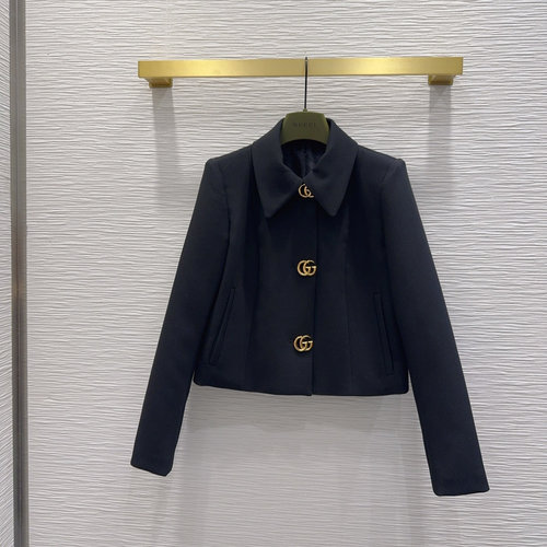 Gucci Sophisticated Suit with Jacquard Lining, Refined Neckline Appeal