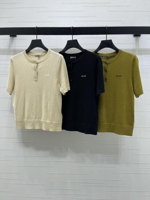 Miu Miu Spring Knitted Short Sleeve with Button and Logo
