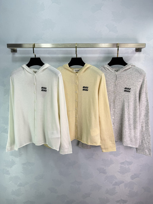 Miu Miu Casual Brand-Embroidered Knit Cardigan for Everyday