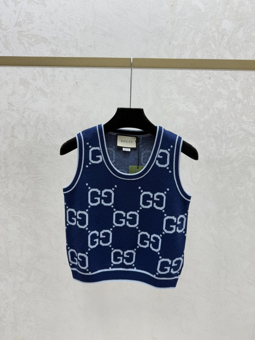Gucci Elegant Royal Blue Knit Vest with Vintage Pattern
