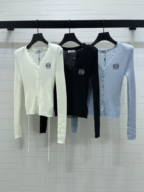 Loewe Elastic Vertical Ribbed V-neck Long-sleeved Cardigan