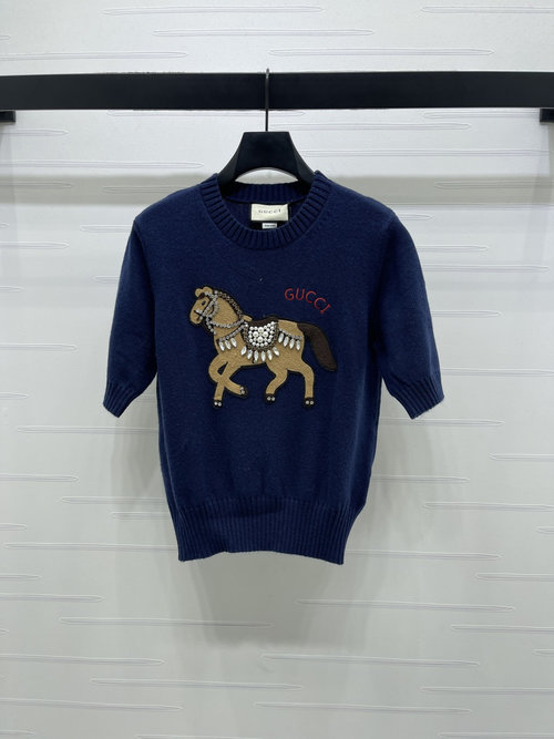 Gucci Horse Embroidered Knit Short Sleeve Sweater