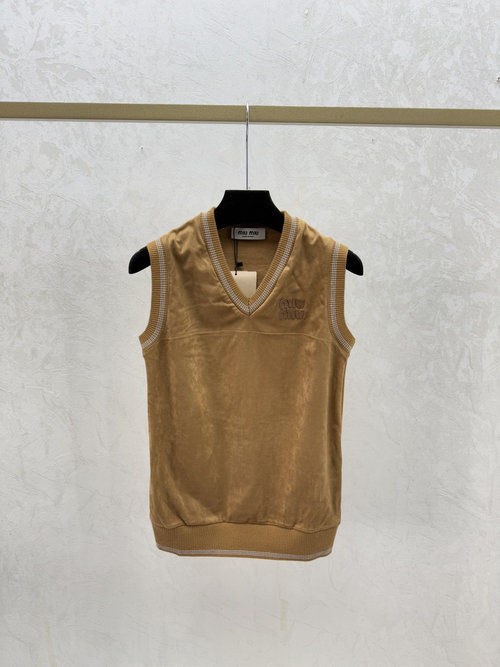 Miu Miu Solid Simple V-Neck Knit Vest in Coffee