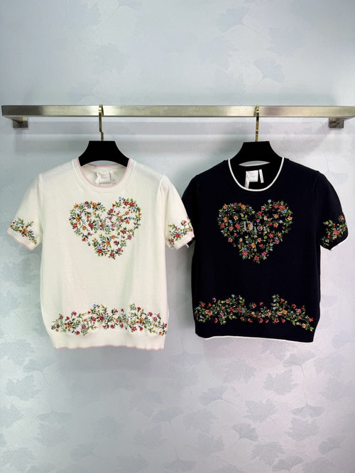 Dior Heart Floral-Embroidered Short Sleeve Knit Top, Artistic