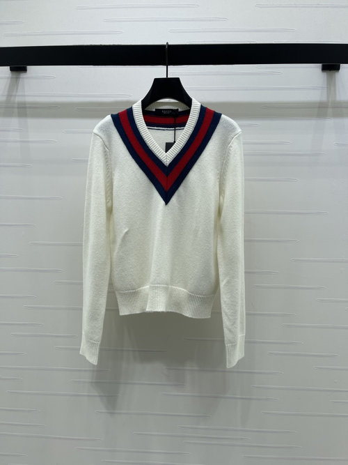 Gucci Contrast Colors and Stripes Soft Knit Long-sleeved Sweater